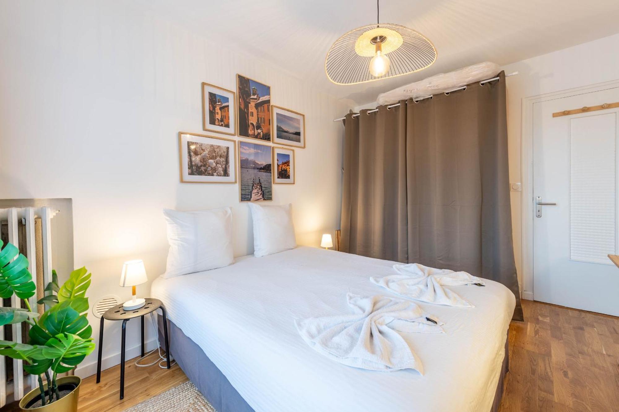 Smartstay Hirondelles - Annecy Luaran gambar